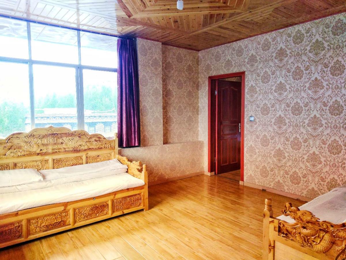 Zishuo Zihua Guest House Daocheng Eksteriør billede