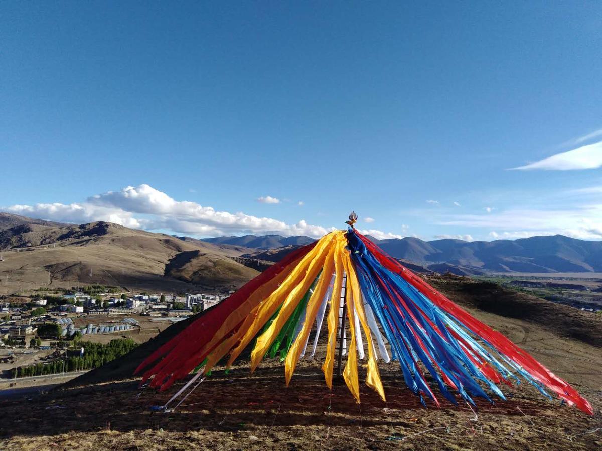 Zishuo Zihua Guest House Daocheng Eksteriør billede