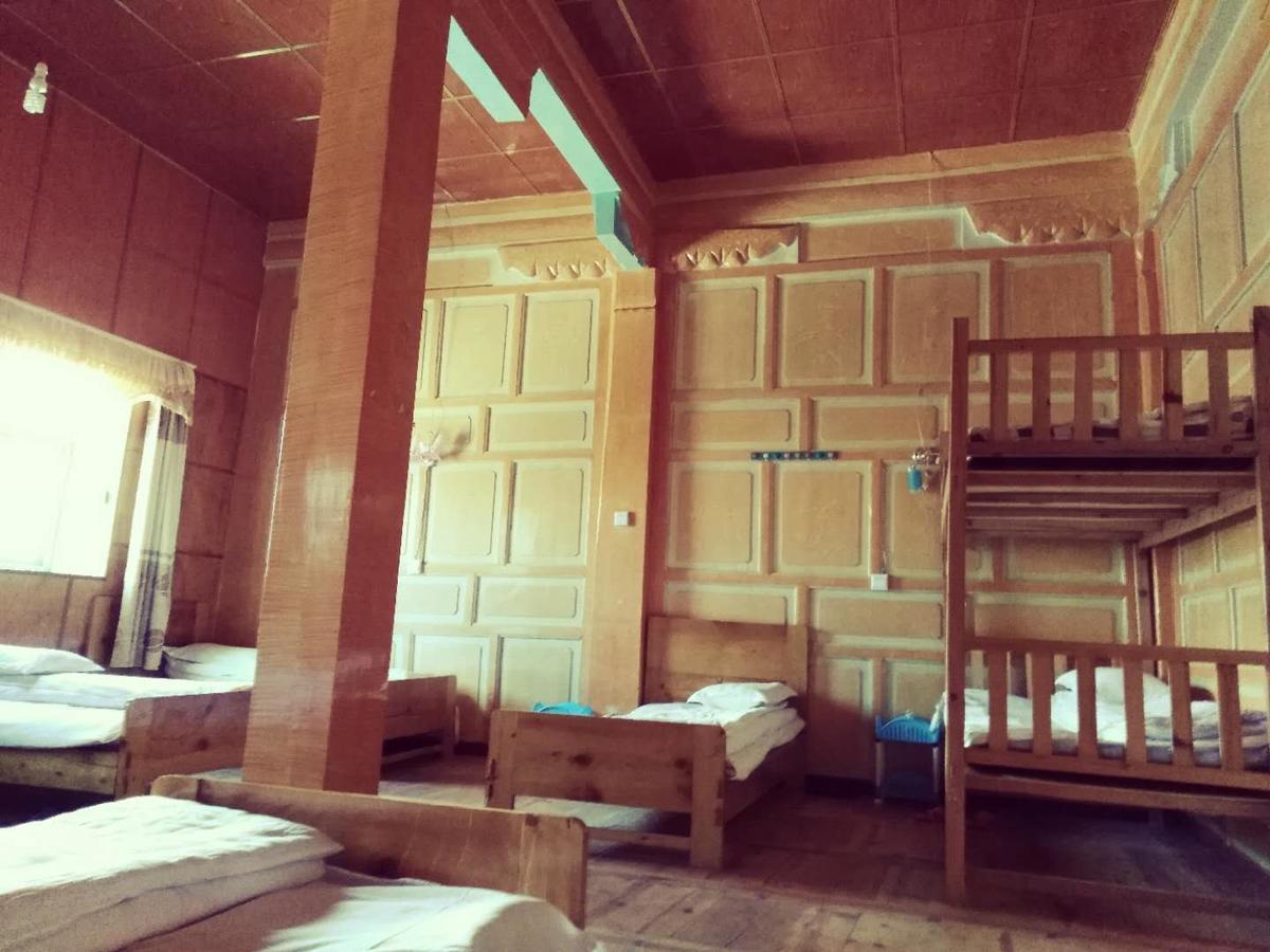 Zishuo Zihua Guest House Daocheng Eksteriør billede