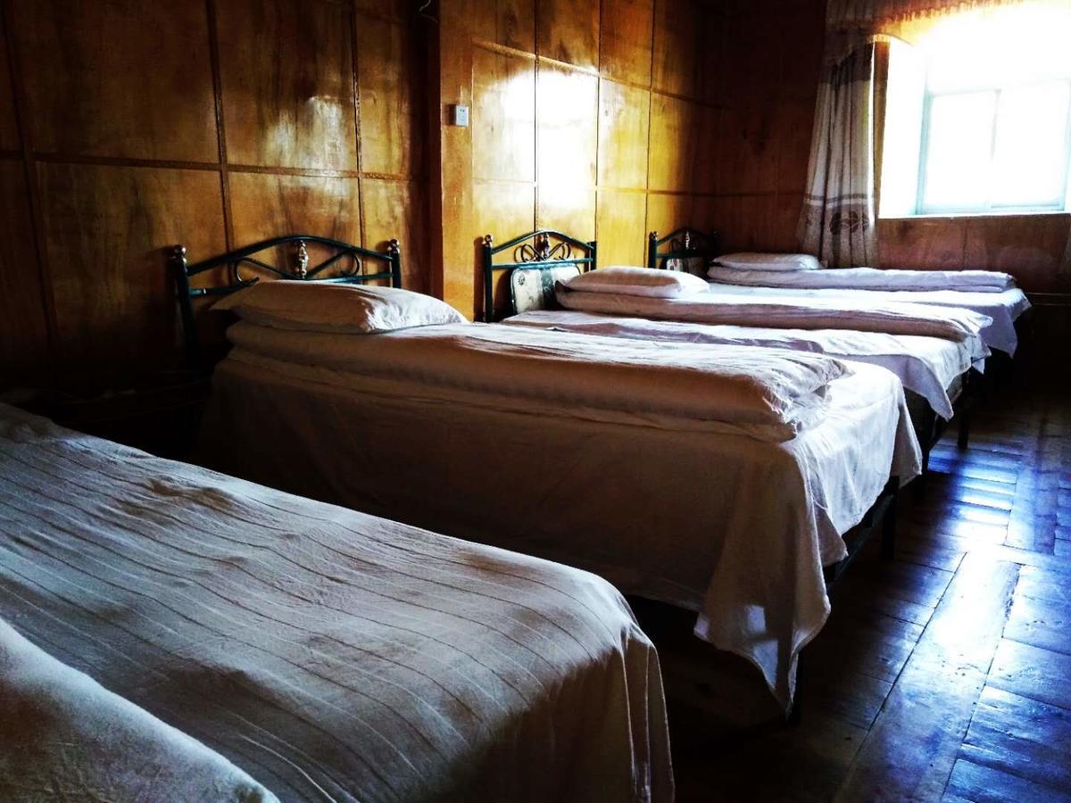 Zishuo Zihua Guest House Daocheng Eksteriør billede