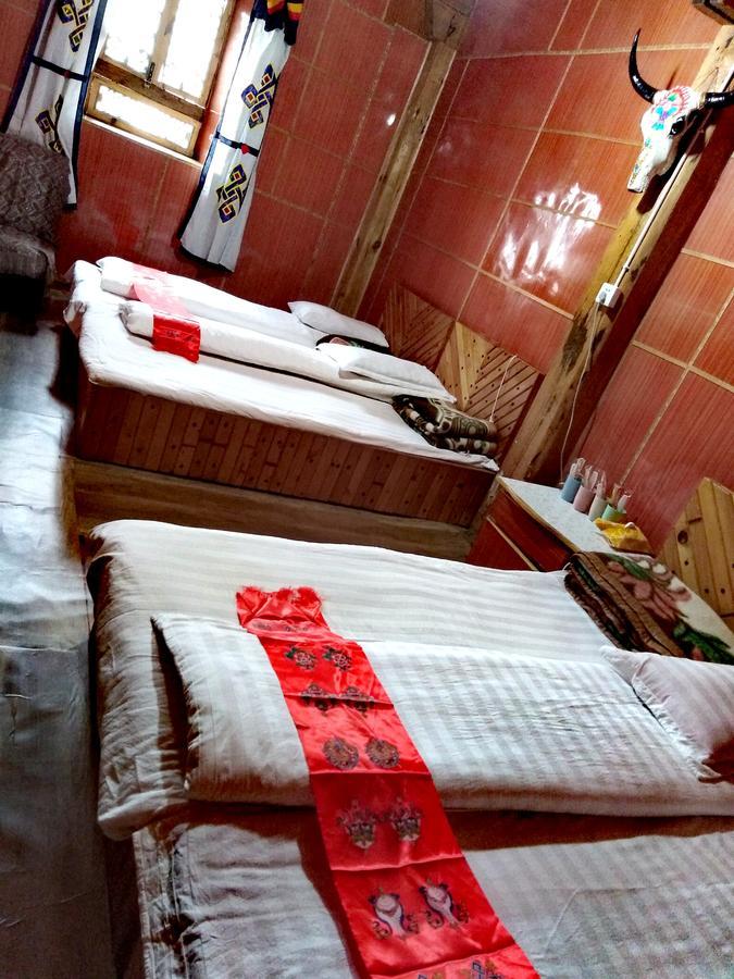 Zishuo Zihua Guest House Daocheng Eksteriør billede