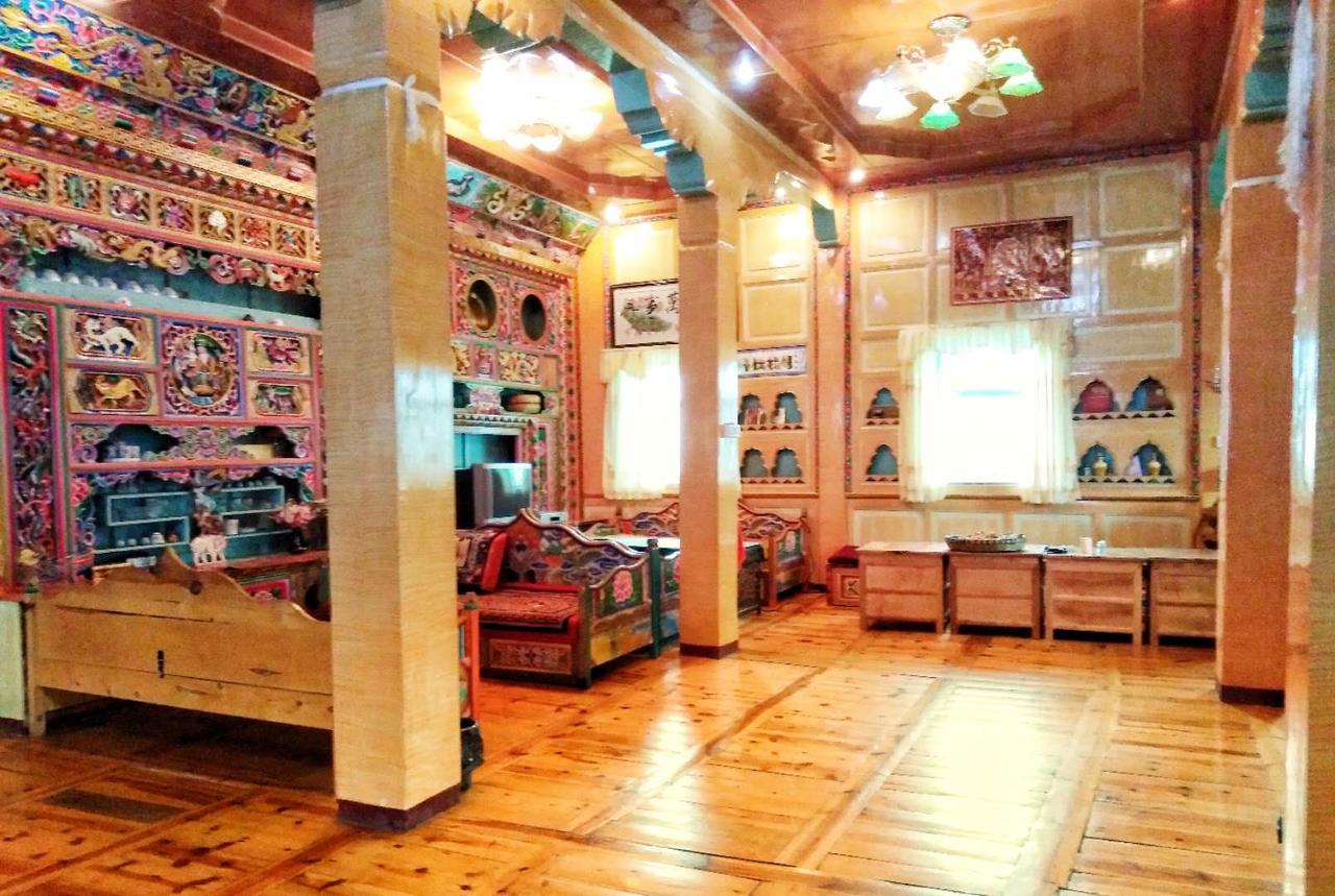 Zishuo Zihua Guest House Daocheng Eksteriør billede