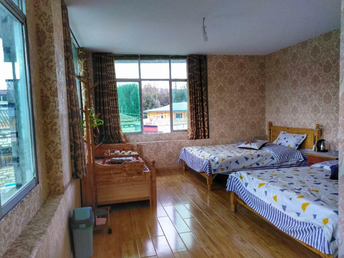 Zishuo Zihua Guest House Daocheng Eksteriør billede