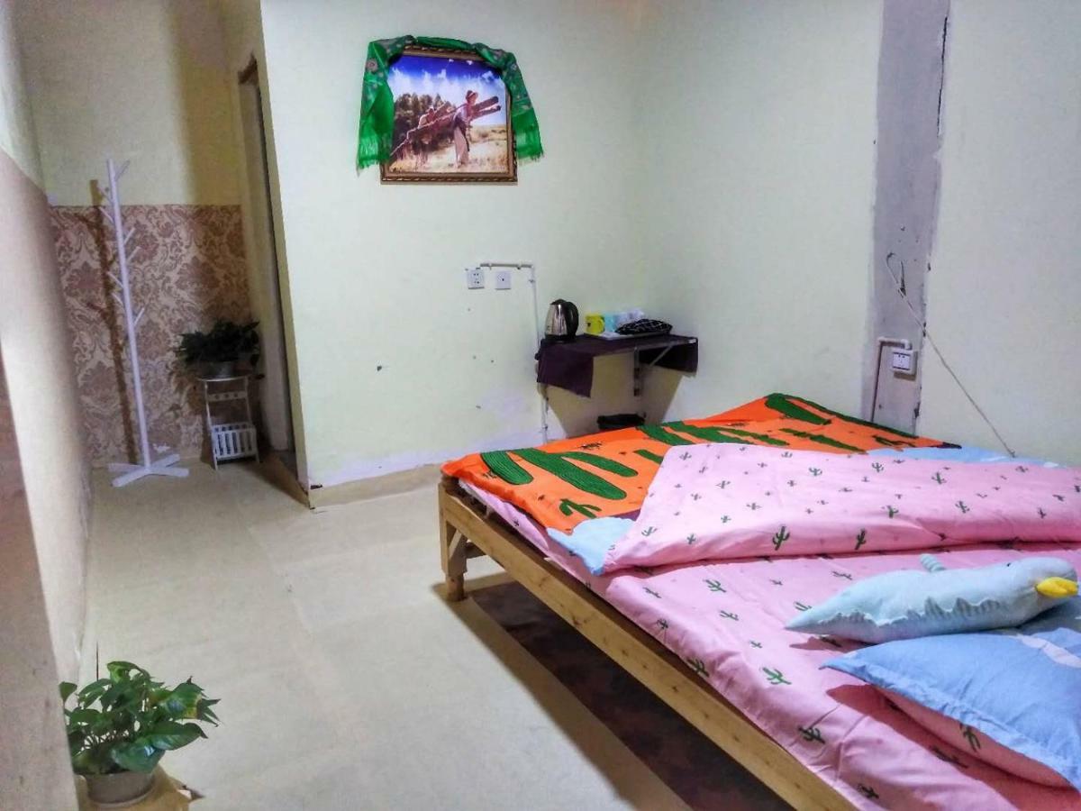Zishuo Zihua Guest House Daocheng Eksteriør billede